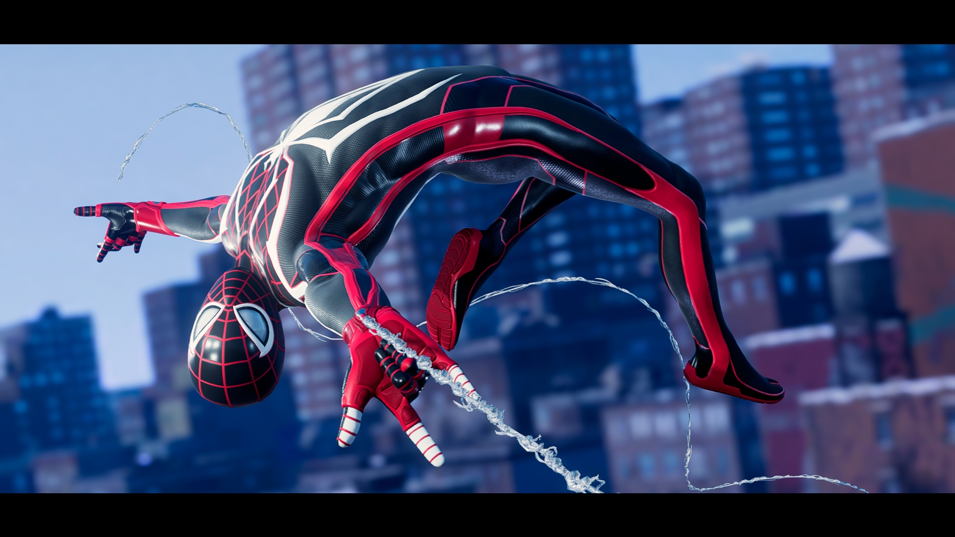 Funko Pop! Games: Miles Morales T.R.A.C.K. Suit - Figura In Vinile Da Collezione 9,5 Cm - 4